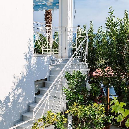 Μελτέμι Aparthotel Γλύφα Εξωτερικό φωτογραφία